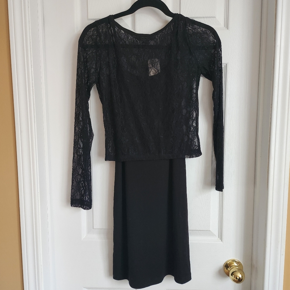 Forever 21 black lace overlay dress